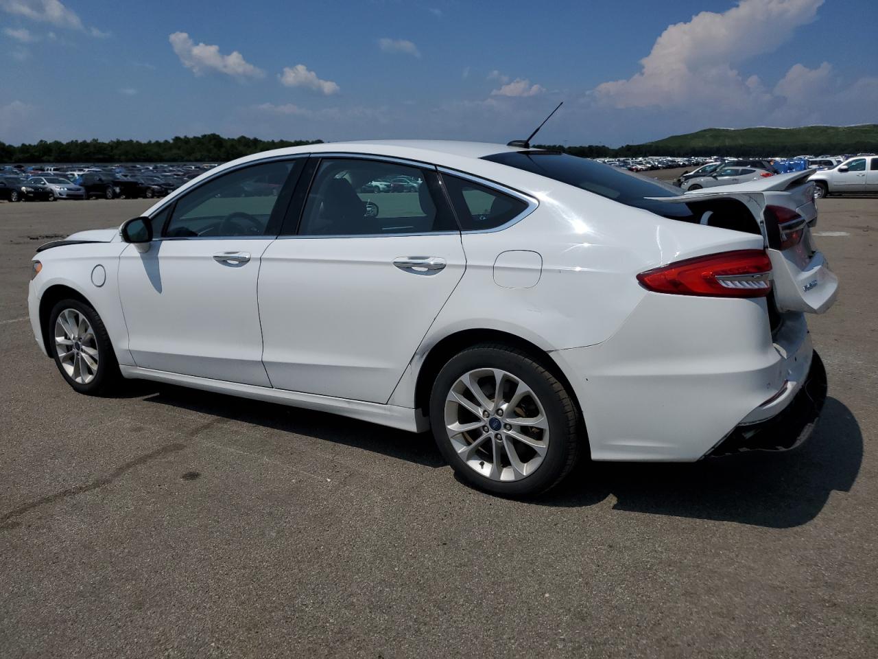 2020 Ford Fusion Titanium VIN: 3FA6P0SU7LR132057 Lot: 67245074