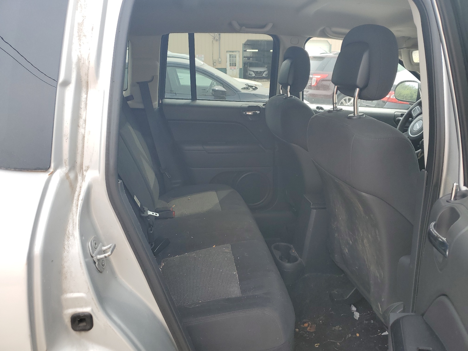 1J4NT1FA1BD256656 2011 Jeep Compass Sport