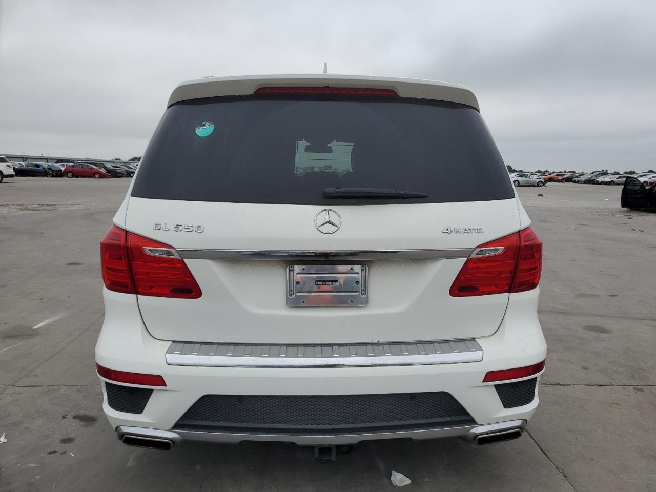 4JGDF7DE5EA409574 2014 Mercedes-Benz Gl 550 4Matic