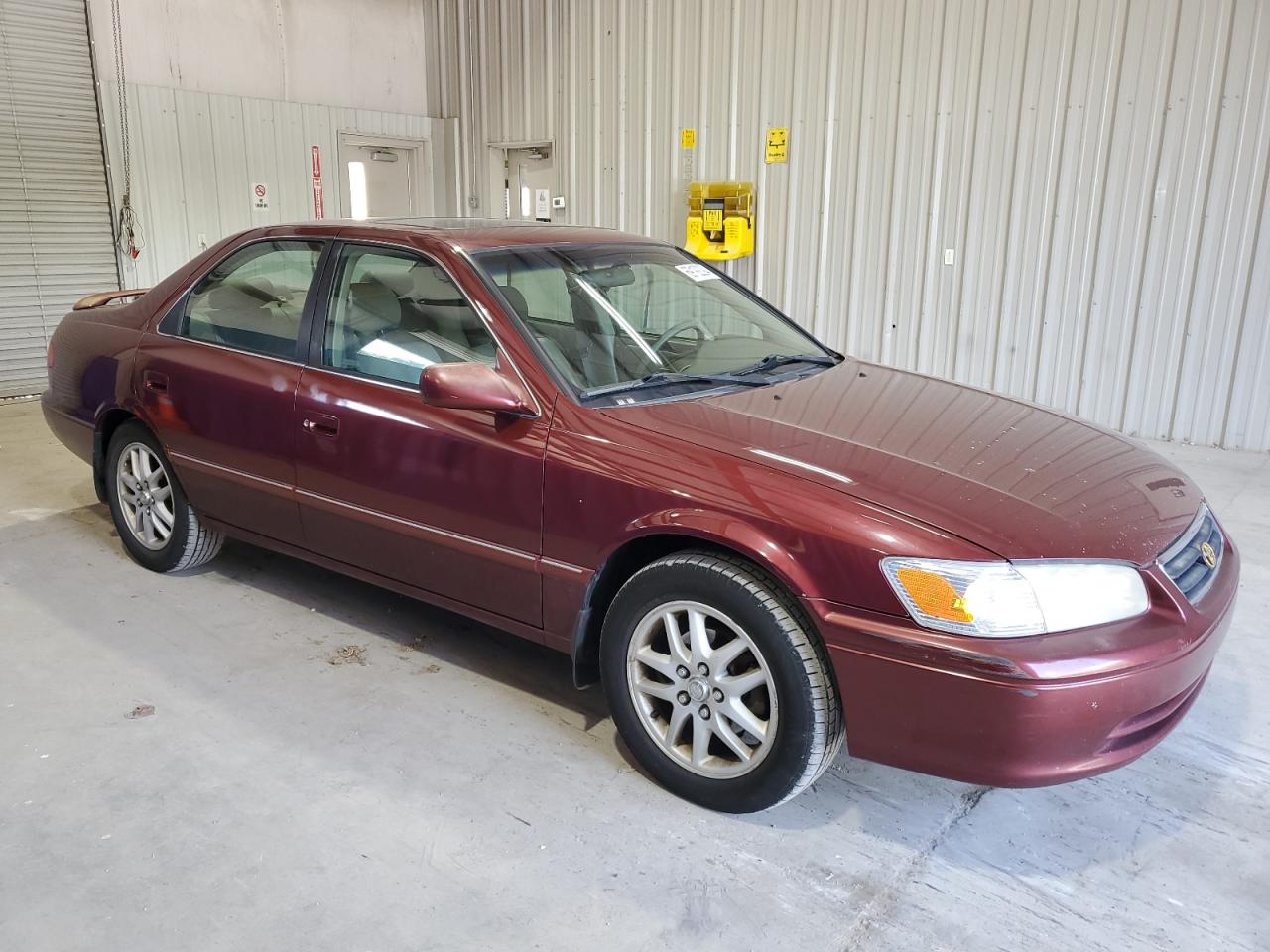 2000 Toyota Camry Le VIN: 4T1BF28KXYU935597 Lot: 69192094