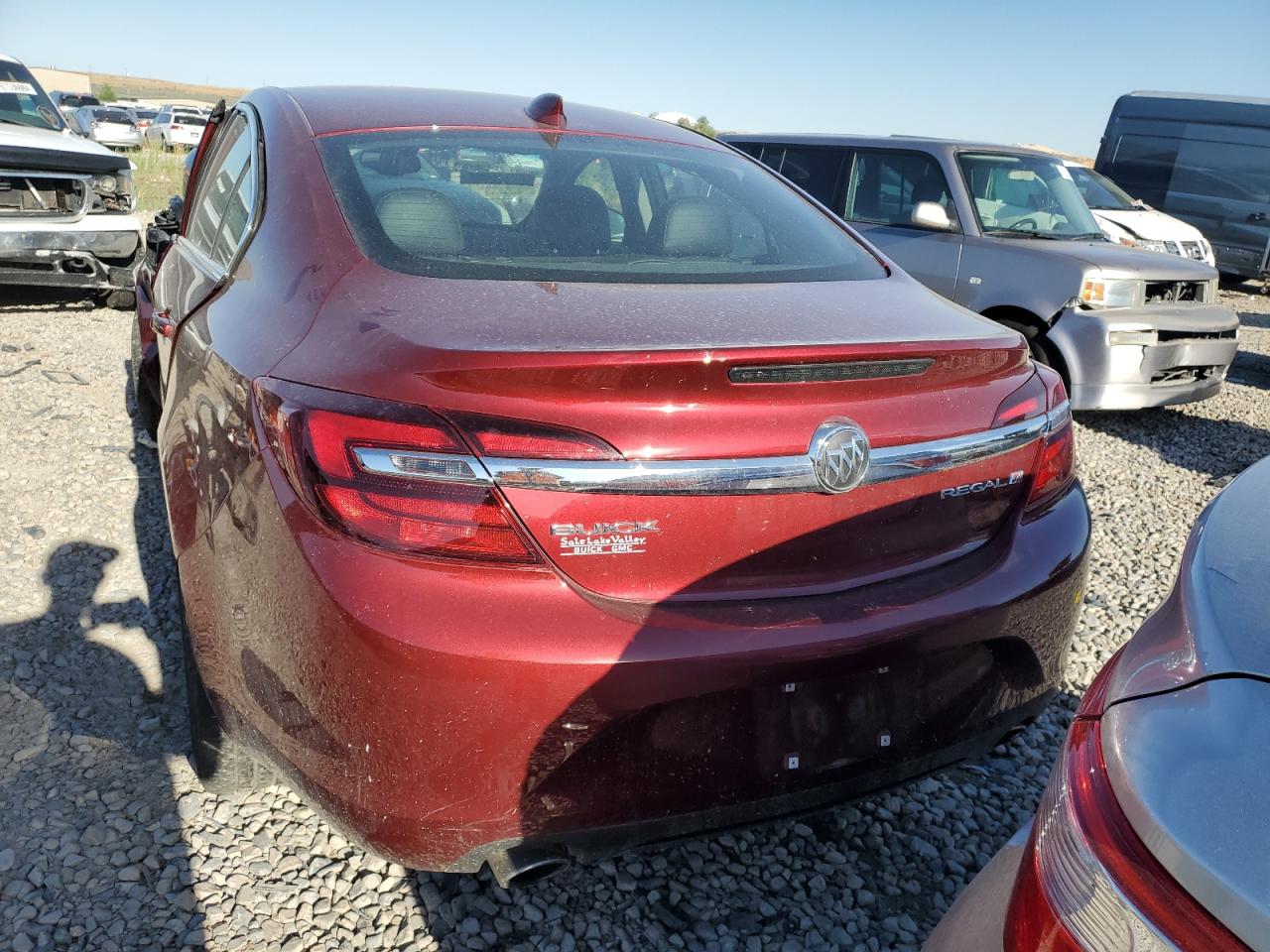 2G4GK5EX5G9115698 2016 Buick Regal