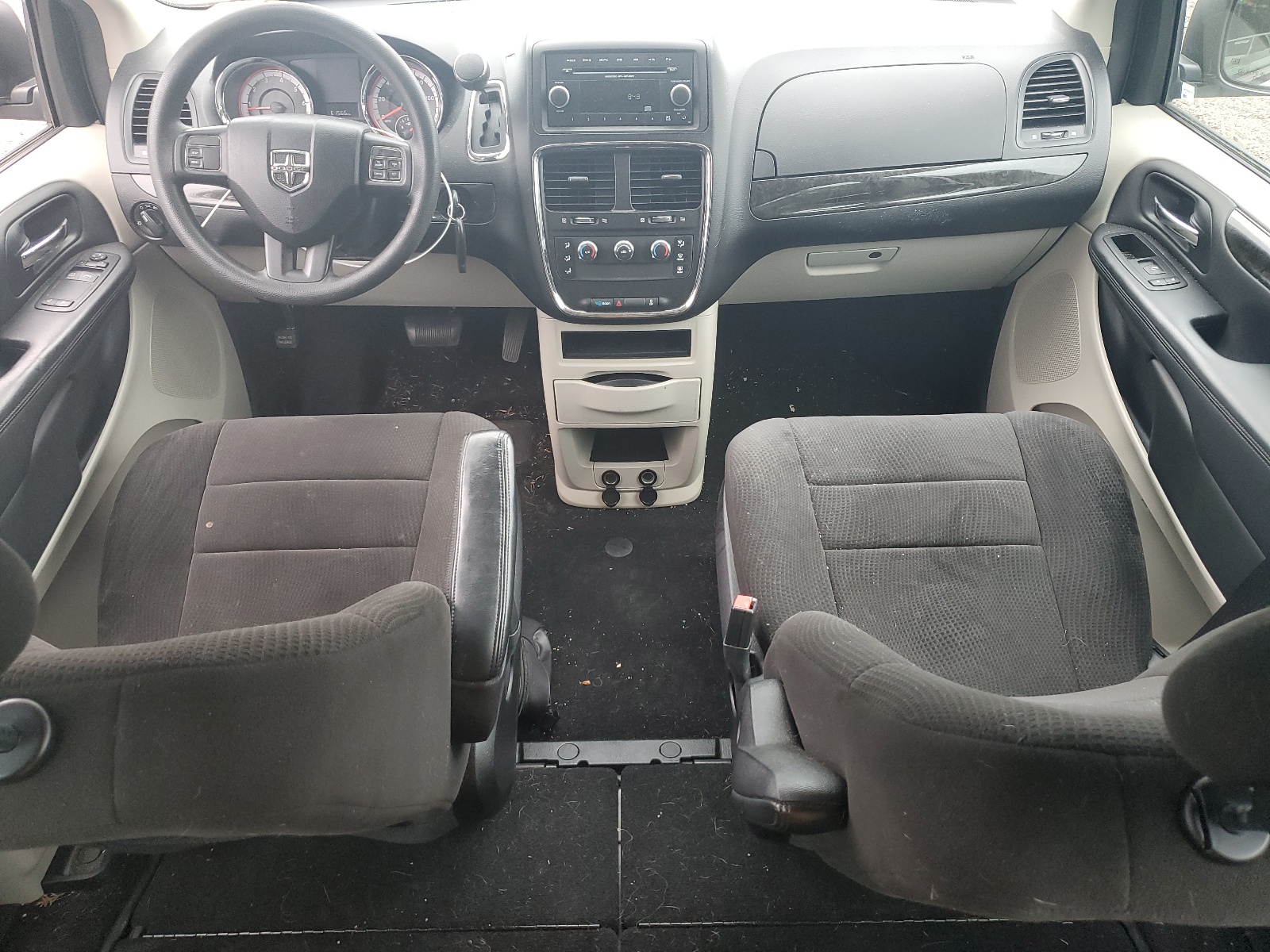 2C4RDGBGXCR297111 2012 Dodge Grand Caravan Se