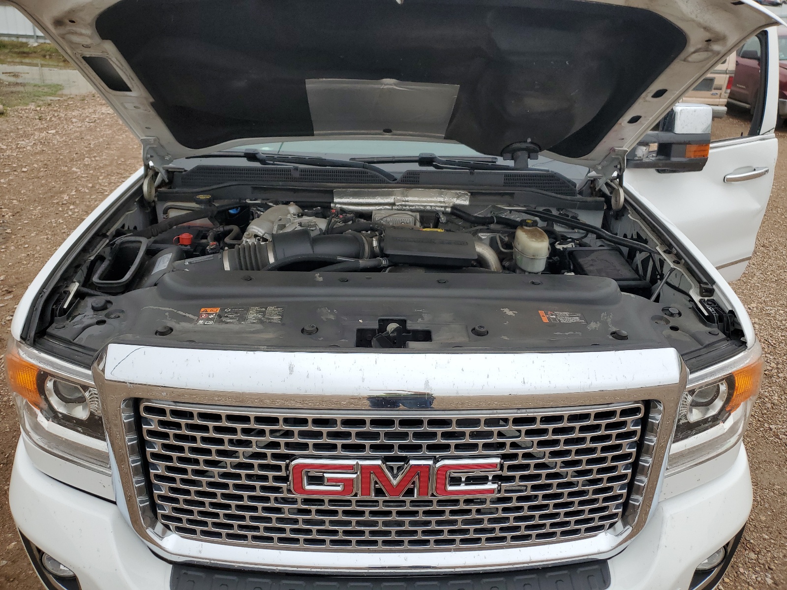 1GT12UEY5HF202331 2017 GMC Sierra K2500 Denali