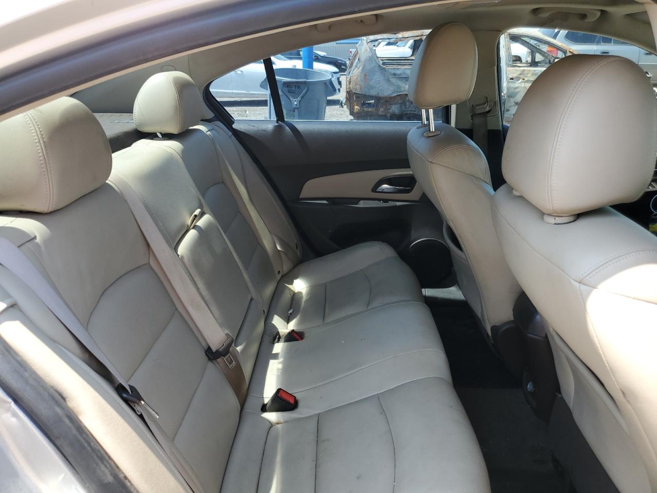 2013 Chevrolet Cruze - Image 10