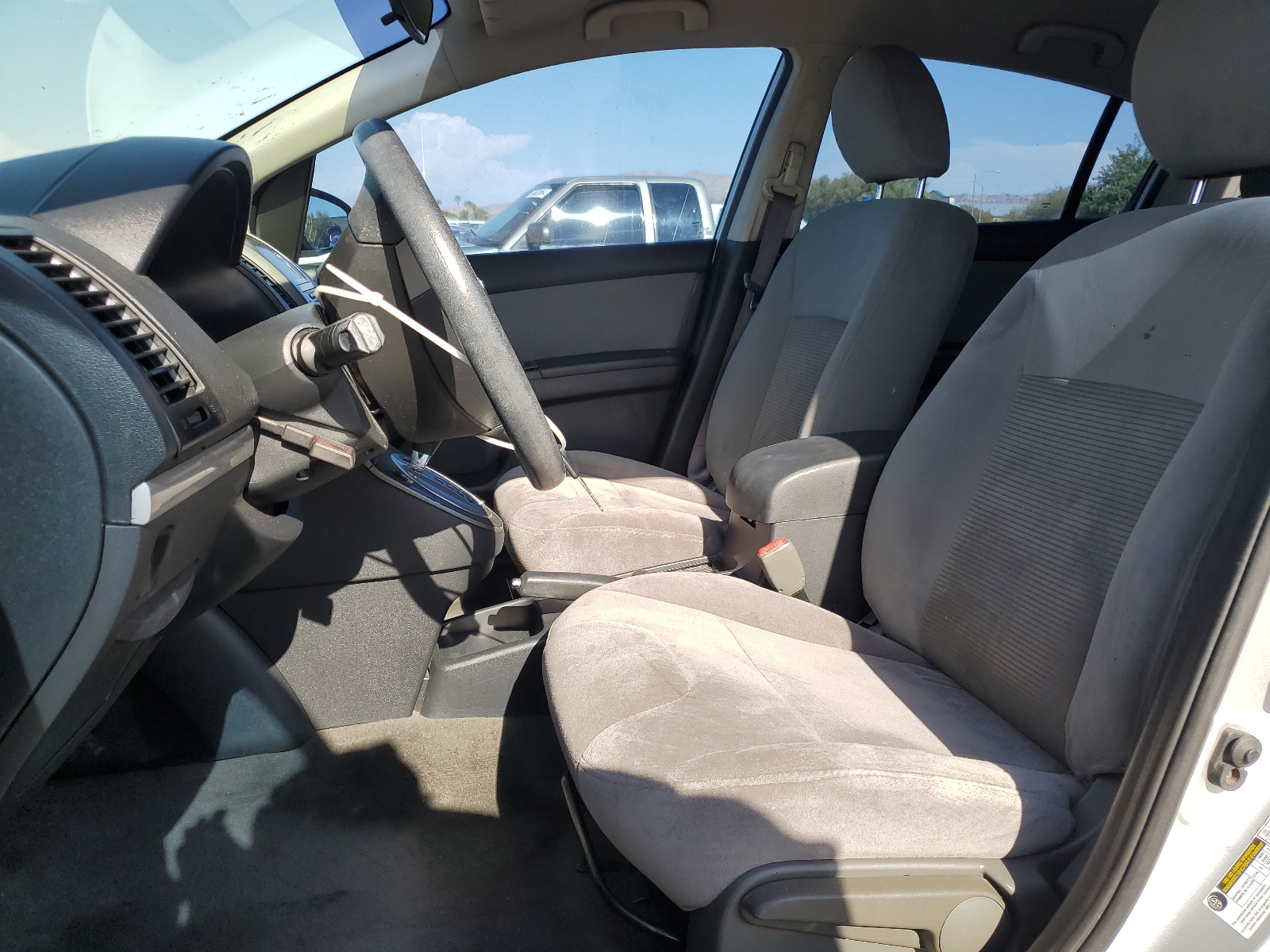 3N1AB6AP9AL664575 2010 Nissan Sentra 2.0