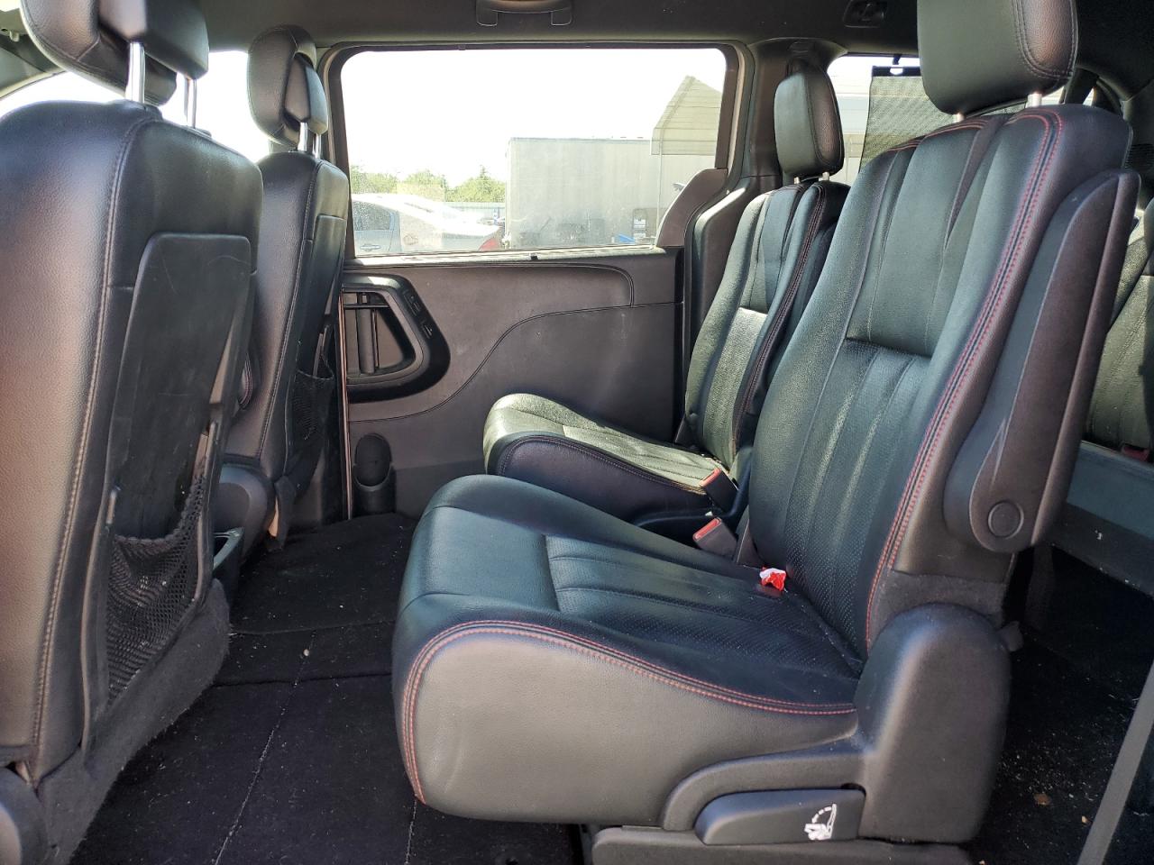 2C4RDGEG8GR361700 2016 Dodge Grand Caravan R/T
