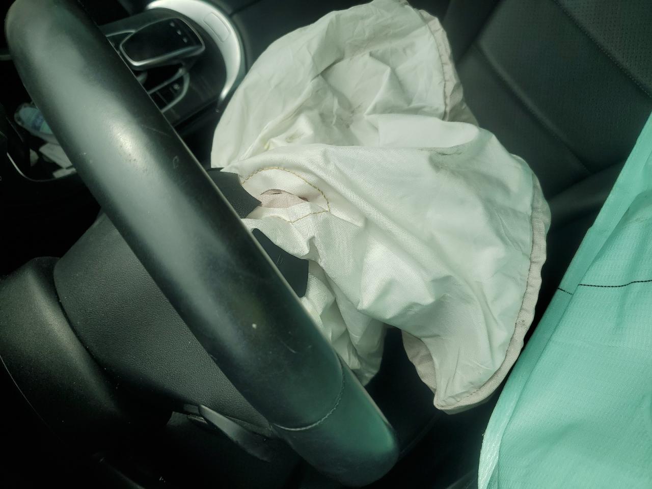 2019 Mercedes-Benz C 300 4Matic VIN: 55SWF8EB1KU305785 Lot: 65787574