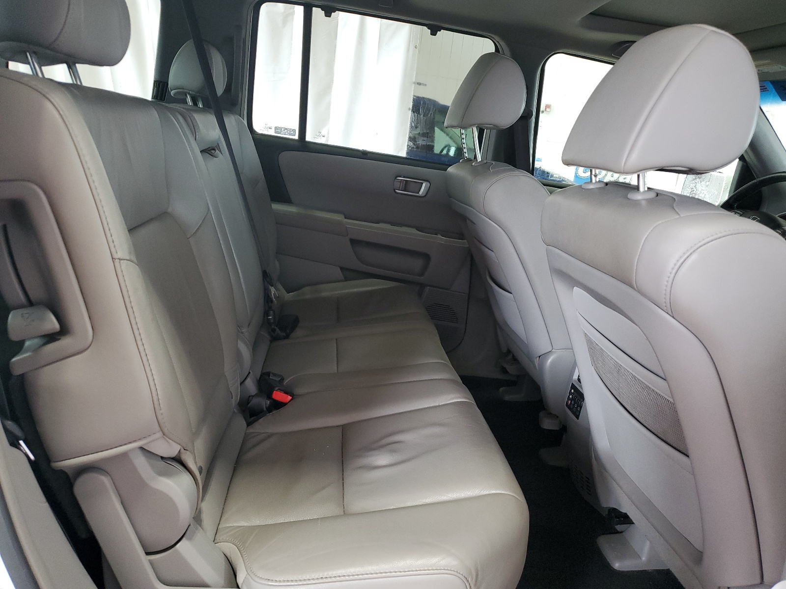 5FNYF48959B039063 2009 Honda Pilot Touring