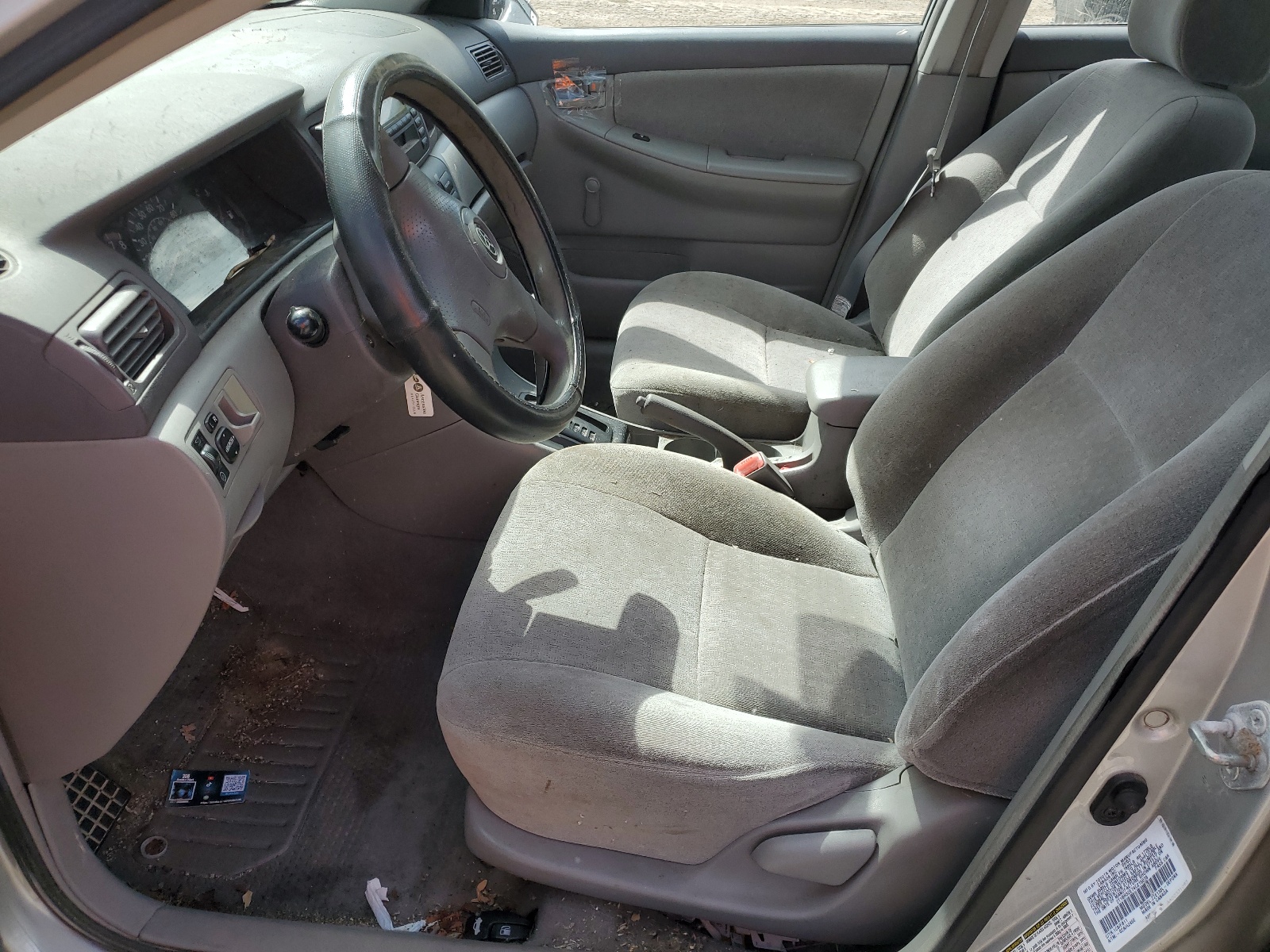 2T1BR32E74C215069 2004 Toyota Corolla Ce