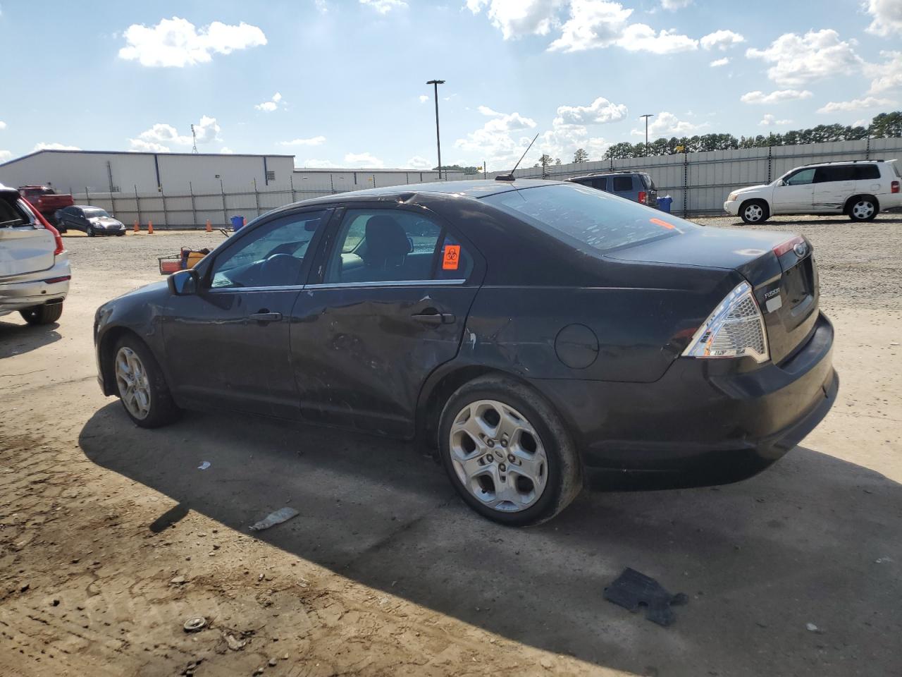 2010 Ford Fusion - Image 2