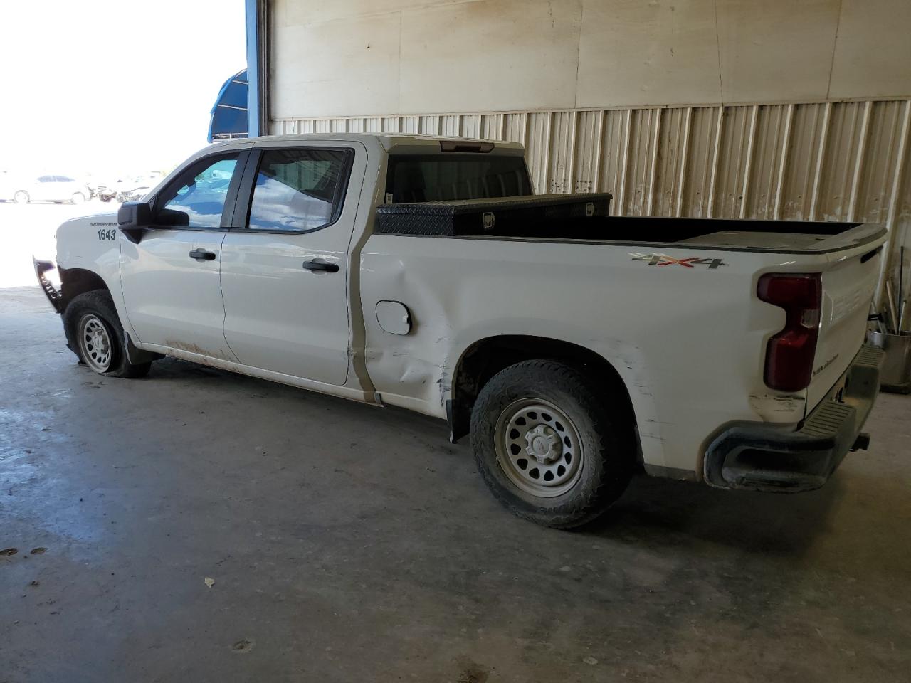 2022 Chevrolet Silverado - Image 2