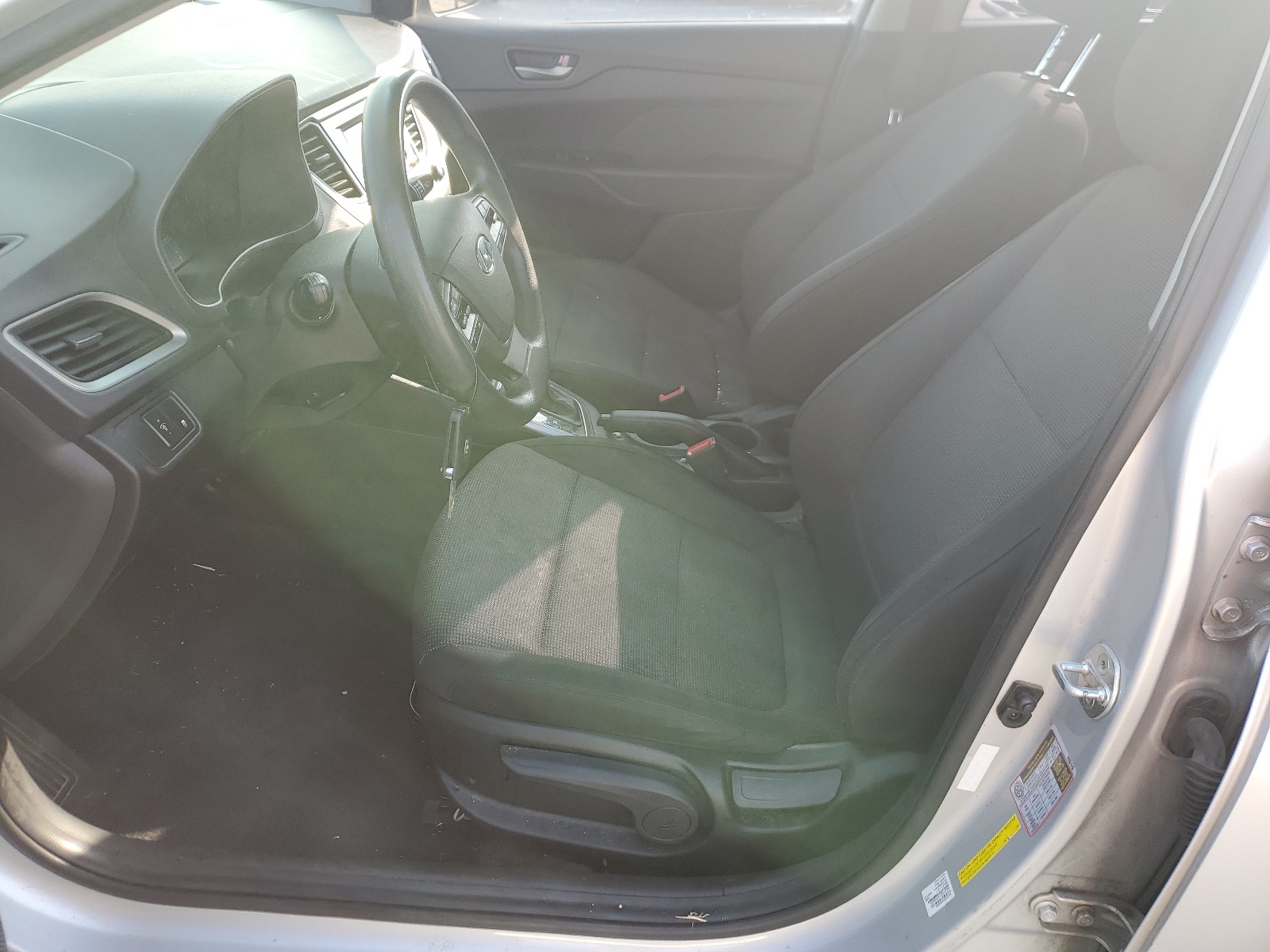 3KPC24A31KE047362 2019 Hyundai Accent Se