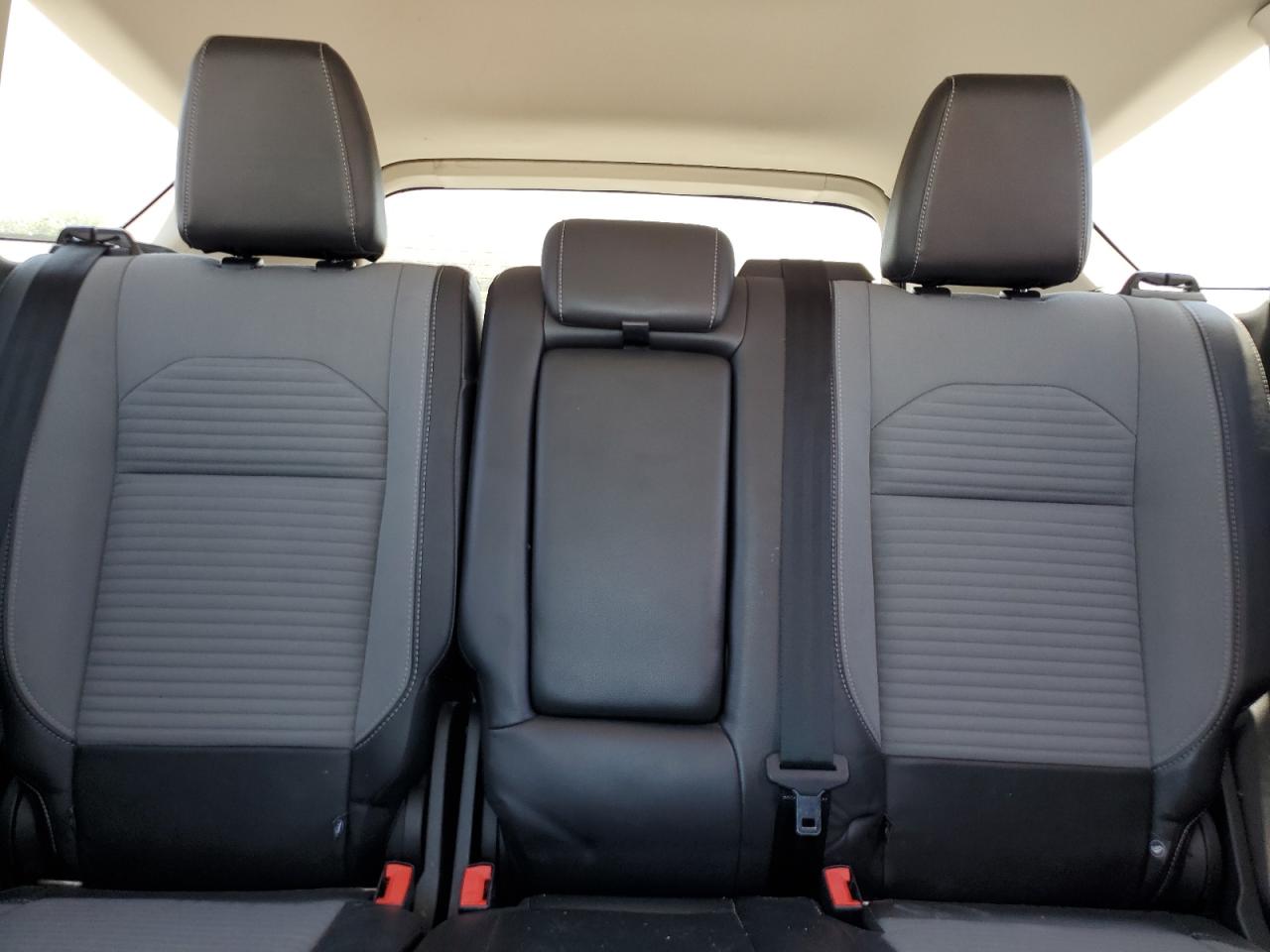 2017 Ford Escape - Image 10
