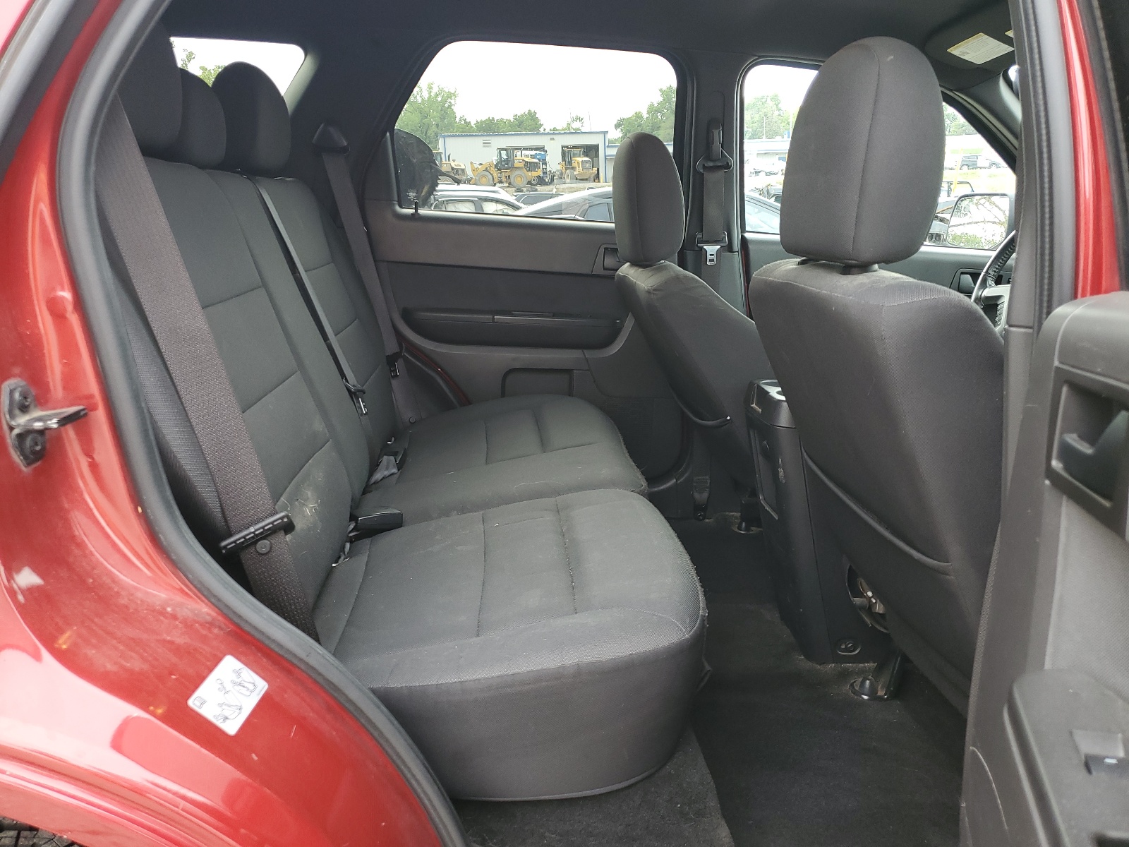 1FMCU0DG0BKA75356 2011 Ford Escape Xlt