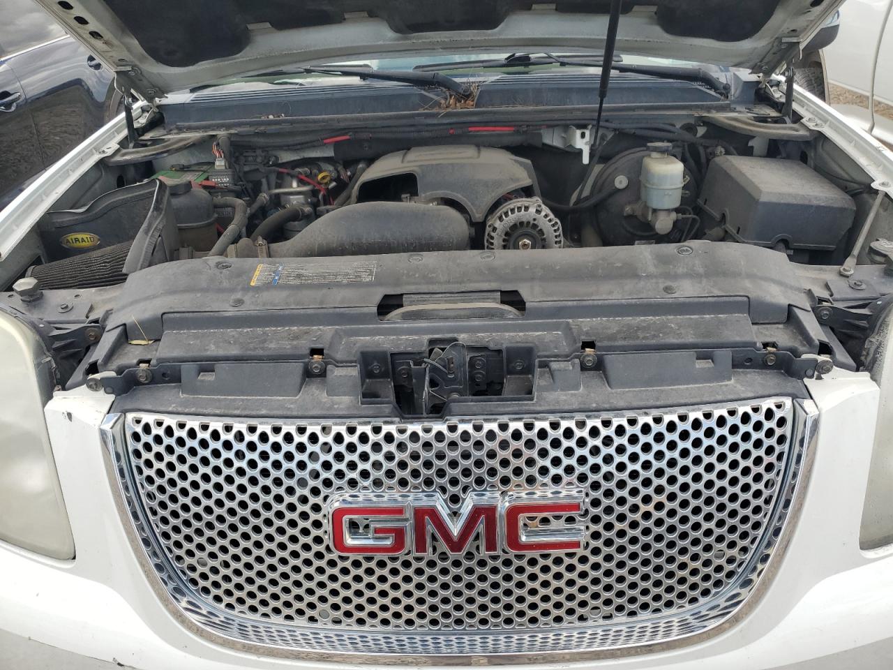 1GKFK66858J185094 2008 GMC Yukon Xl Denali