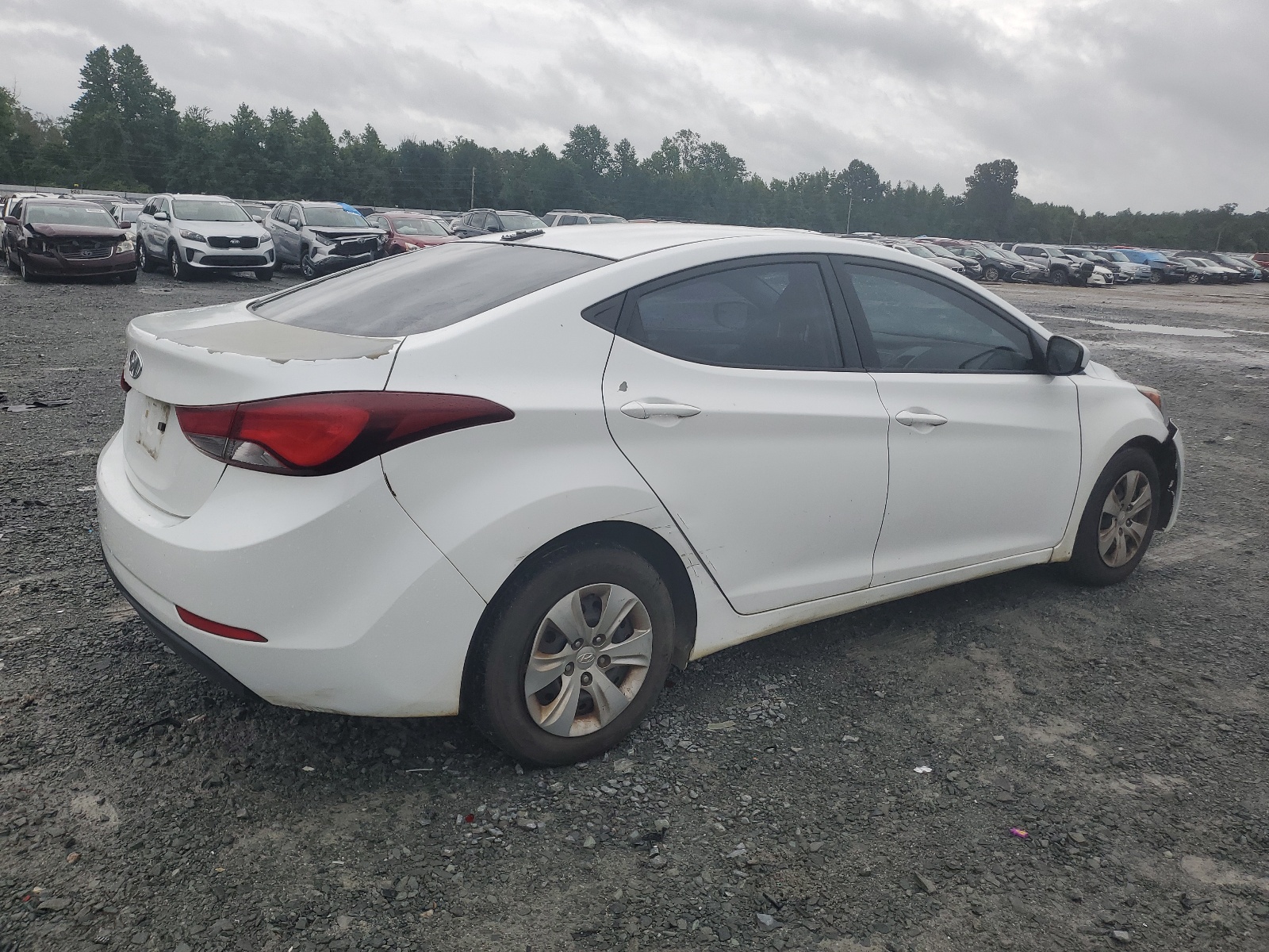 2016 Hyundai Elantra Se vin: 5NPDH4AE2GH792645