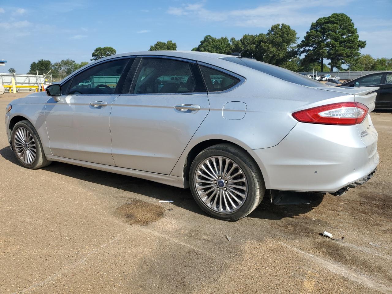 3FA6P0K92GR140925 2016 FORD FUSION - Image 2