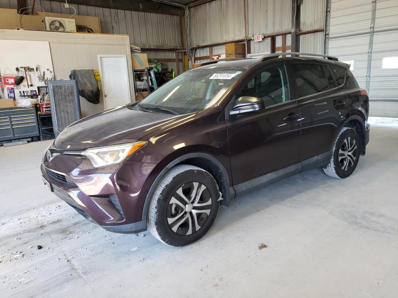 2T3BFREV6HW681742 2017 TOYOTA RAV 4 - Image 1