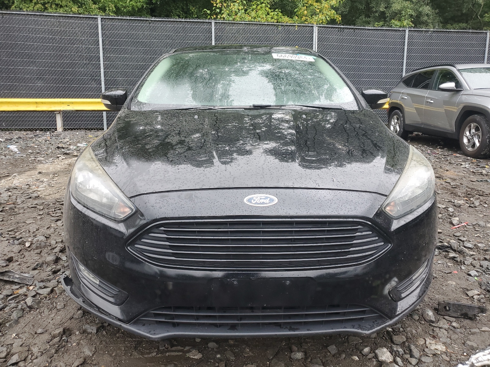 2017 Ford Focus Se vin: 1FADP3FE8HL292420