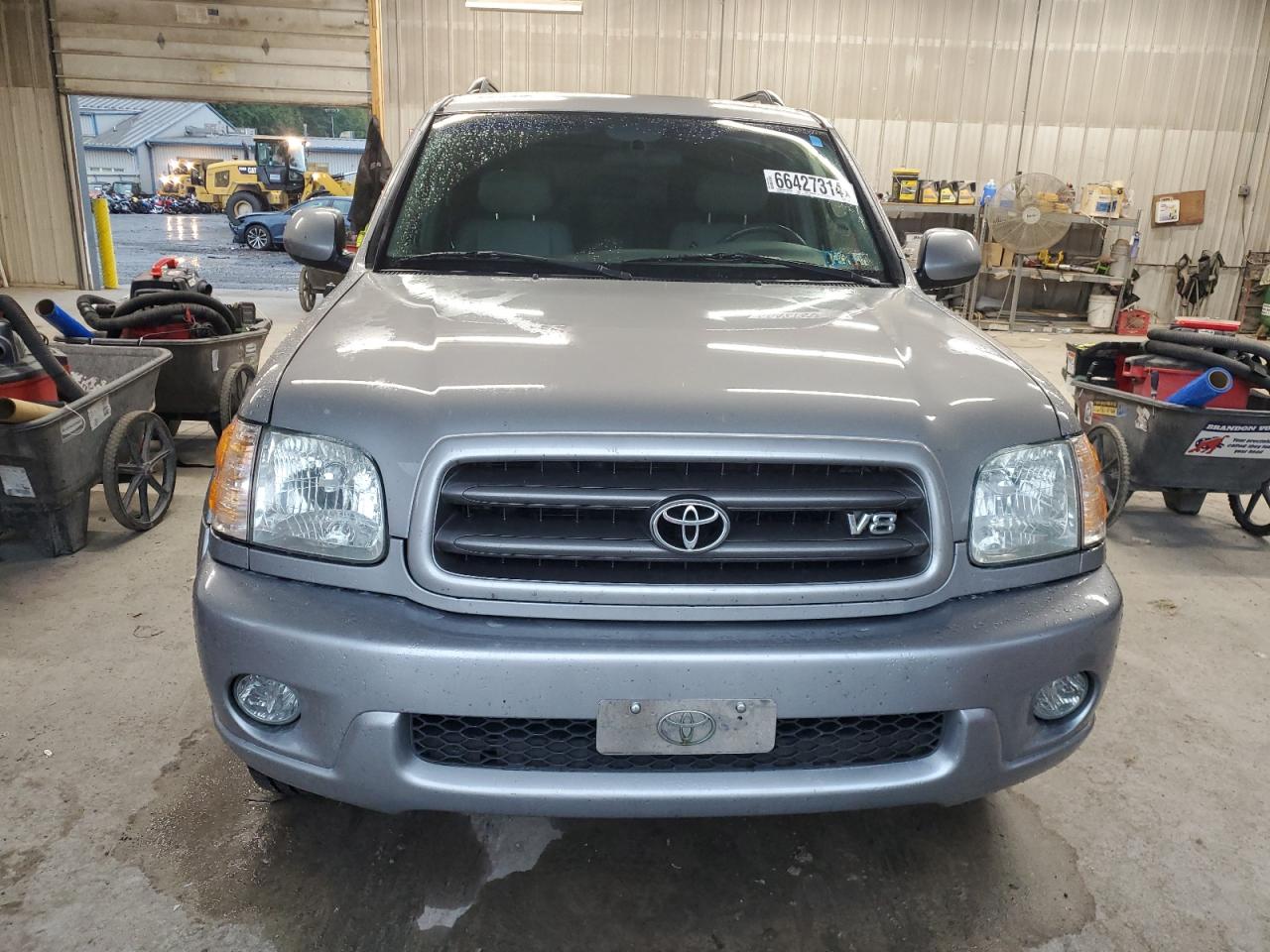 2004 Toyota Sequoia Sr5 VIN: 5TDBT44A54S227200 Lot: 66427314