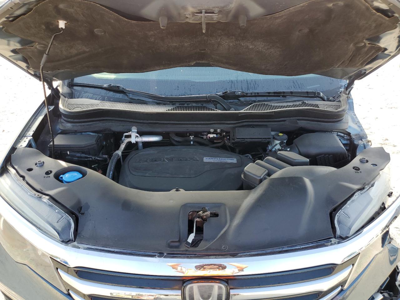 2018 Honda Pilot Touring VIN: 5FNYF6H95JB023087 Lot: 65847994