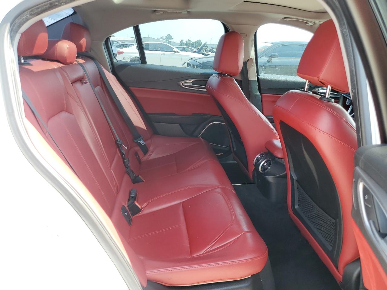 2017 Alfa Romeo Giulia VIN: ZARFAEBN0H7556444 Lot: 66730544