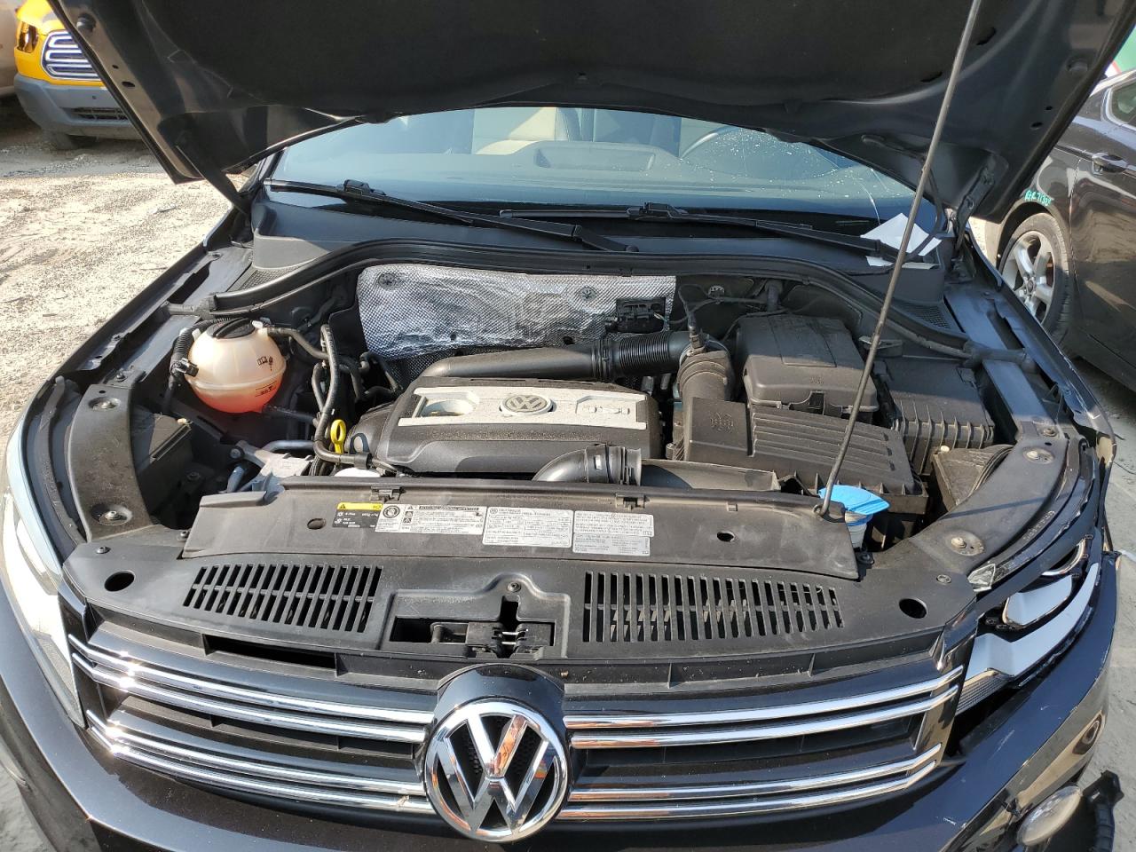 WVGBV7AX8GW583970 2016 Volkswagen Tiguan S