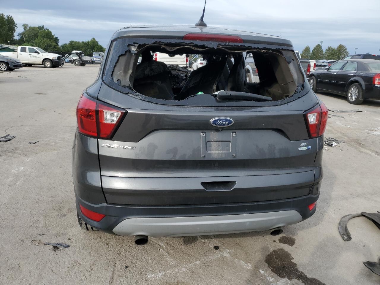 2019 Ford Escape Se VIN: 1FMCU9GD8KUA45998 Lot: 67117904