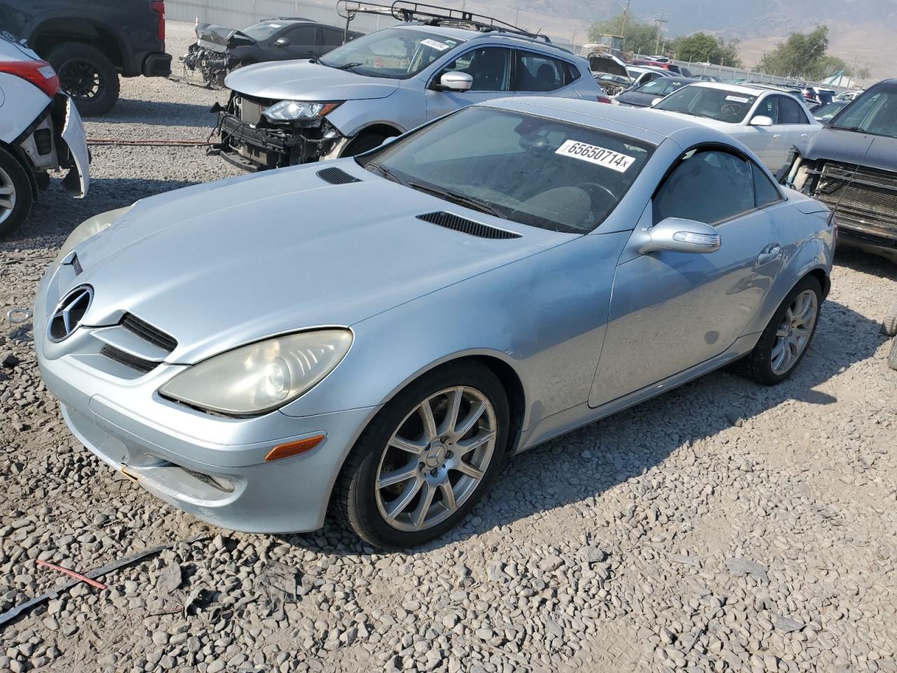 2005 Mercedes-Benz Slk 350 VIN: WDBWK56F35F057180 Lot: 65650714