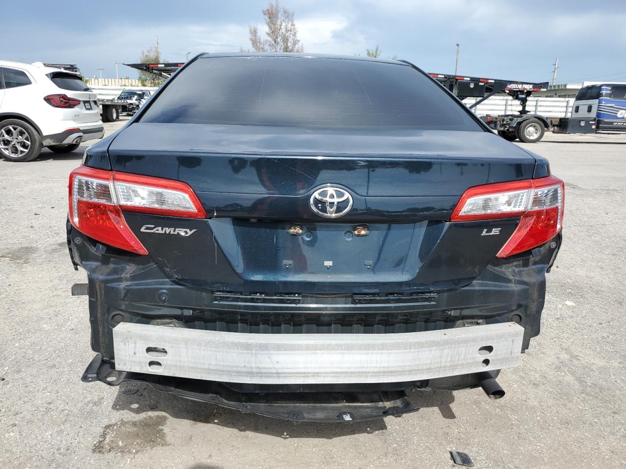 4T1BF1FK9EU446987 2014 Toyota Camry L