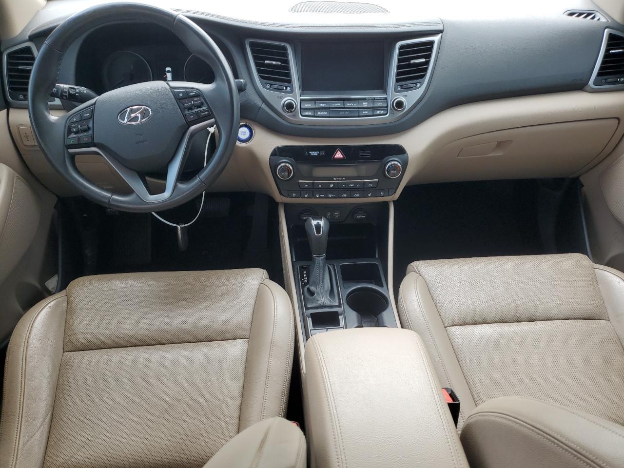 2016 Hyundai Tucson - Image 8
