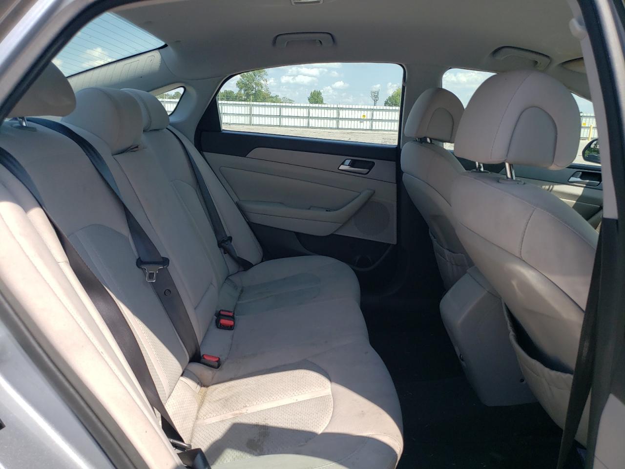 2015 Hyundai Sonata Se VIN: 5NPE24AF8FH173755 Lot: 65615214