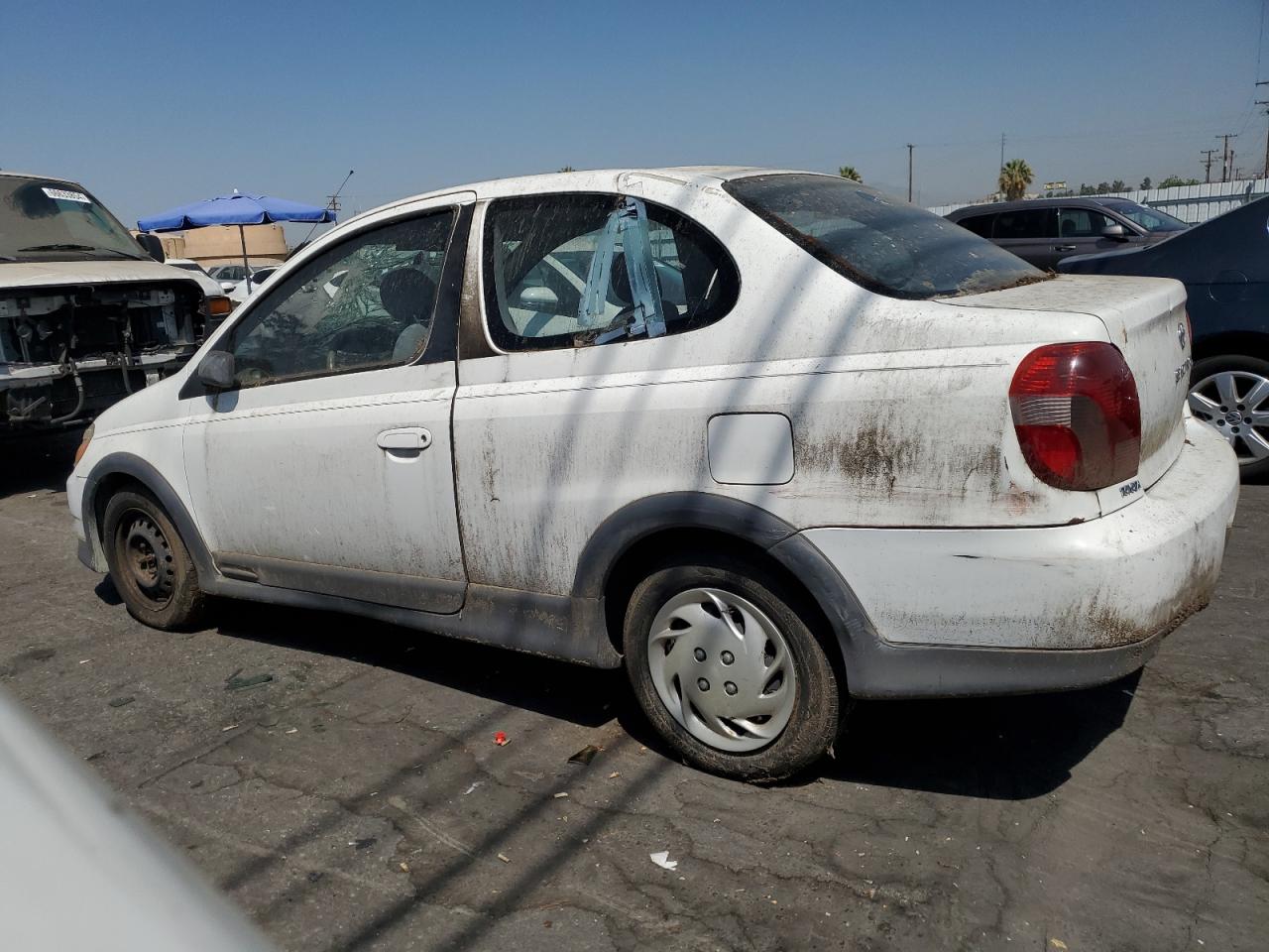 2000 Toyota Echo VIN: JTDAT1231Y0061961 Lot: 66814144