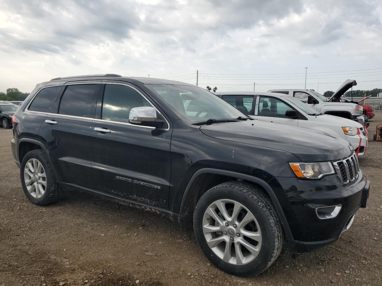 2017 Jeep Grand Cherokee - Image 4