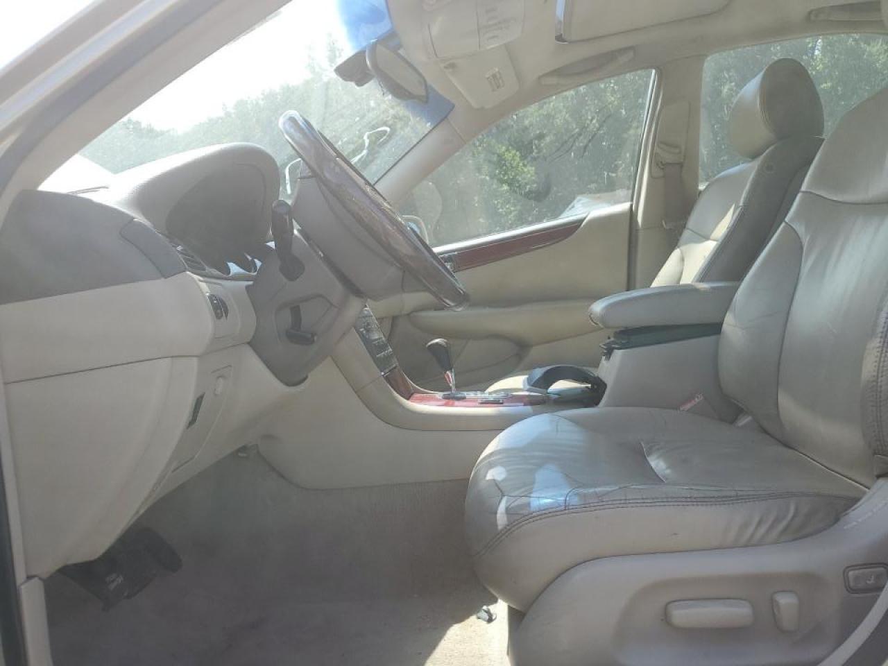 2002 Lexus Es 300 VIN: JTHBF30G225013410 Lot: 66729474