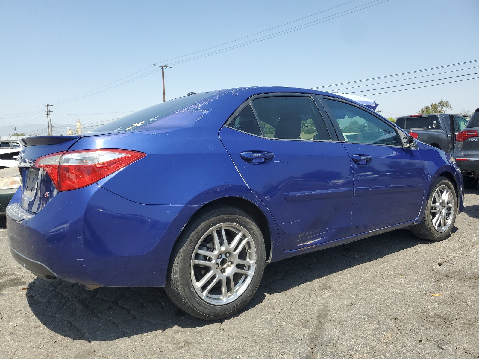 2014 Toyota Corolla L vin: 5YFBURHE3EP078013