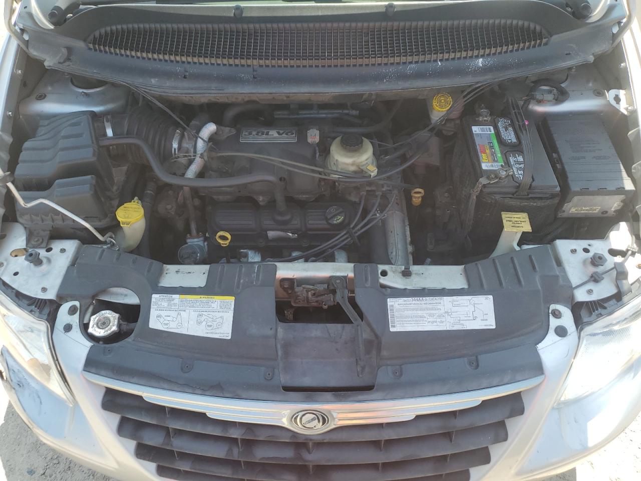 2005 Chrysler Town & Country Touring VIN: 2C4GP54L95R583998 Lot: 66485004