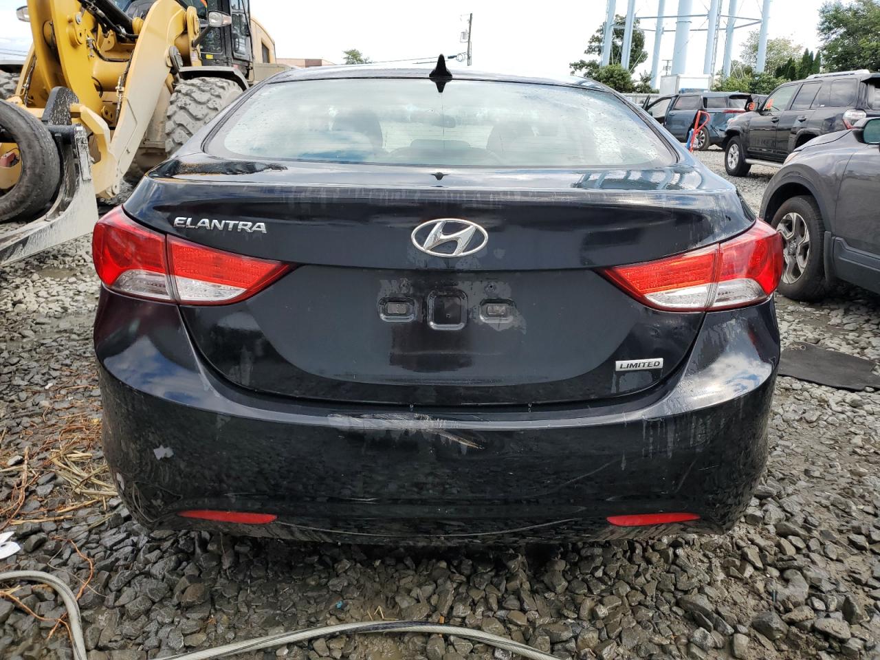 KMHDH4AE9DU506335 2013 Hyundai Elantra Gls