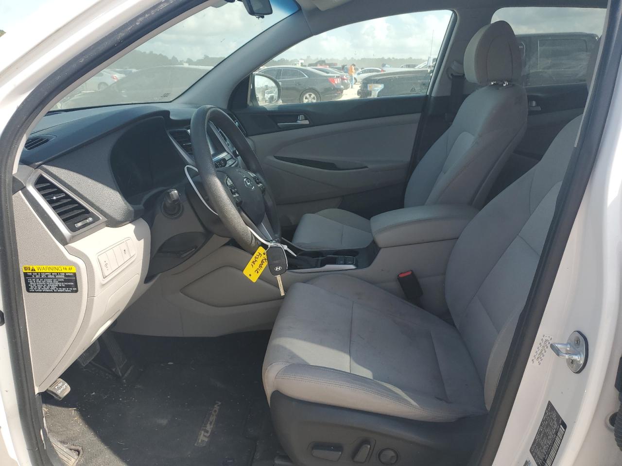 KM8J33A44JU814396 2018 Hyundai Tucson Sel