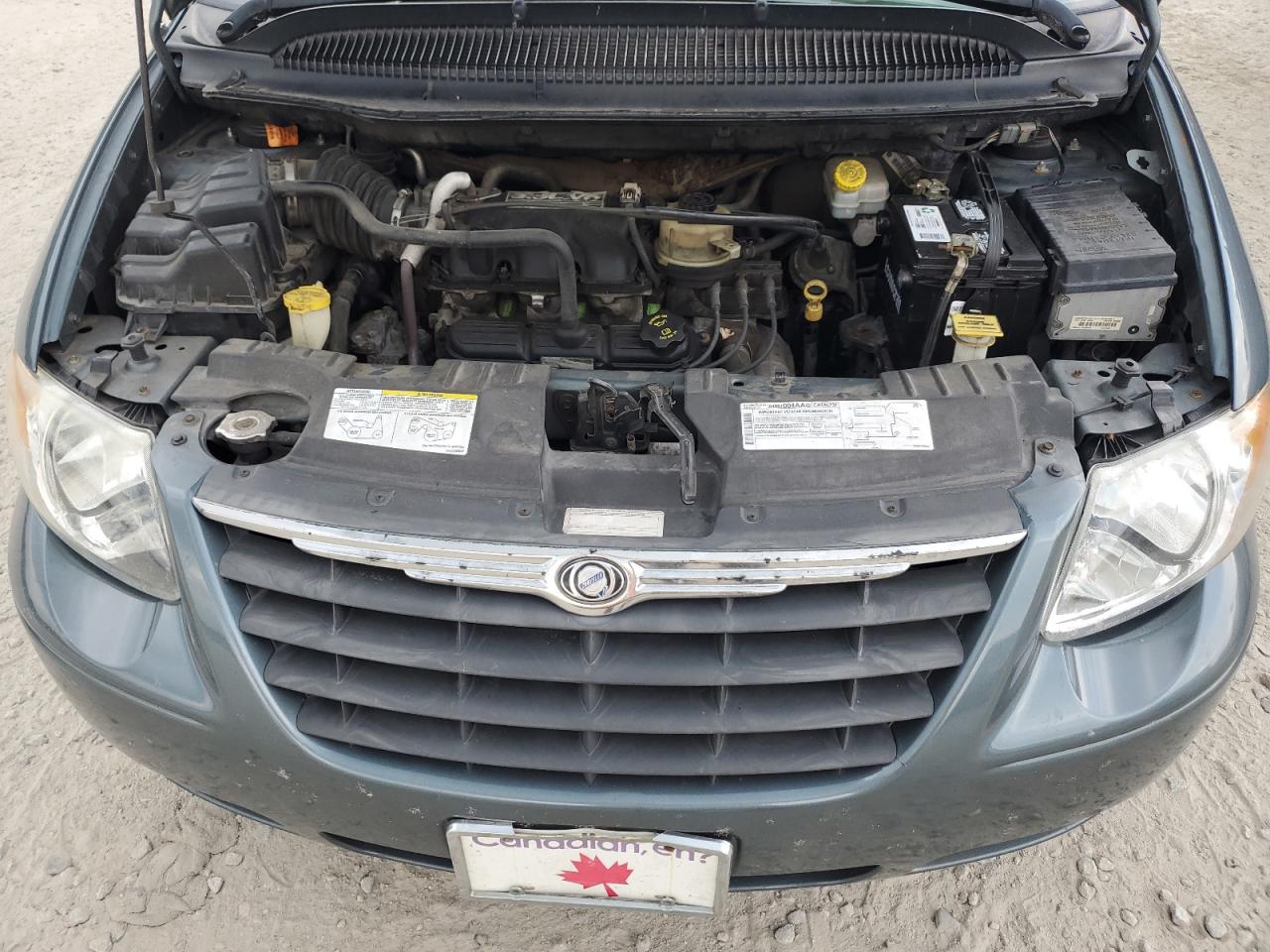2005 Chrysler Town & Country Lx VIN: 2C4GP44R15R133454 Lot: 65276884