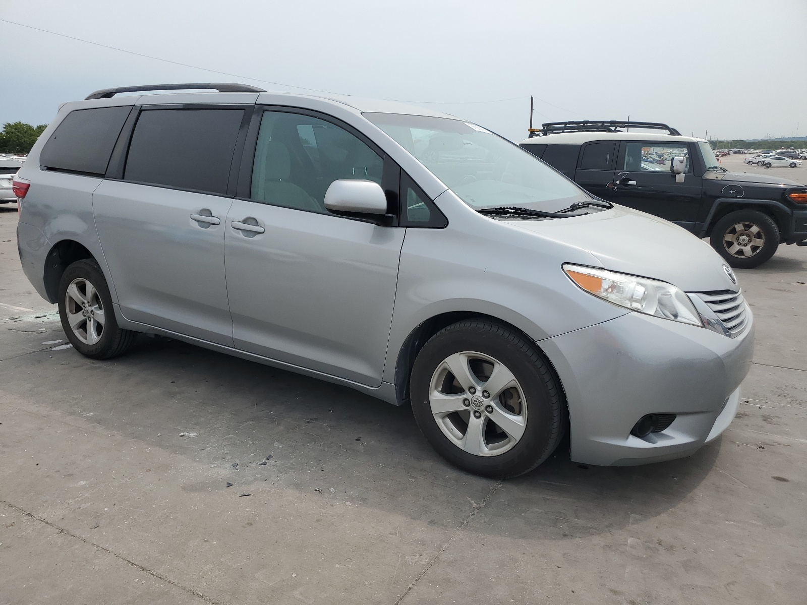 2017 Toyota Sienna Le vin: 5TDKZ3DCXHS861831