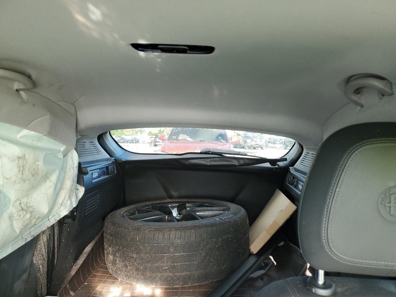 2020 Alfa Romeo Stelvio - Image 10