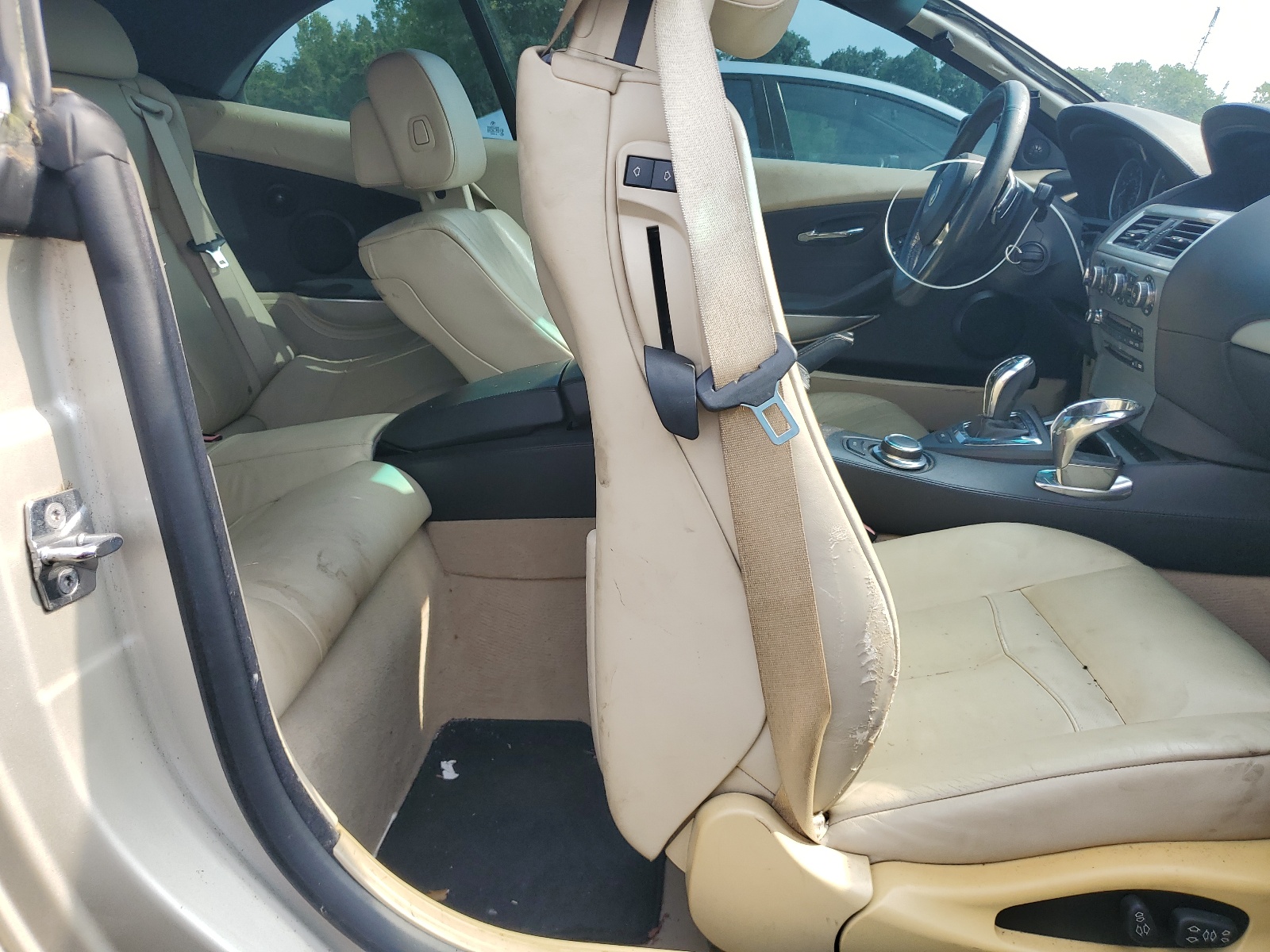 WBAEB53518CX60353 2008 BMW 650 I