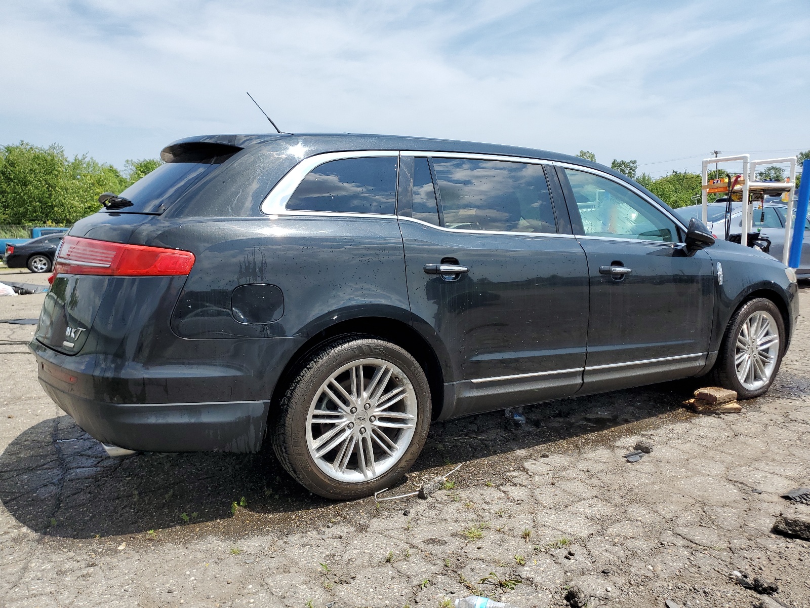 2013 Lincoln Mkt vin: 2LMHJ5AT8DBL50485