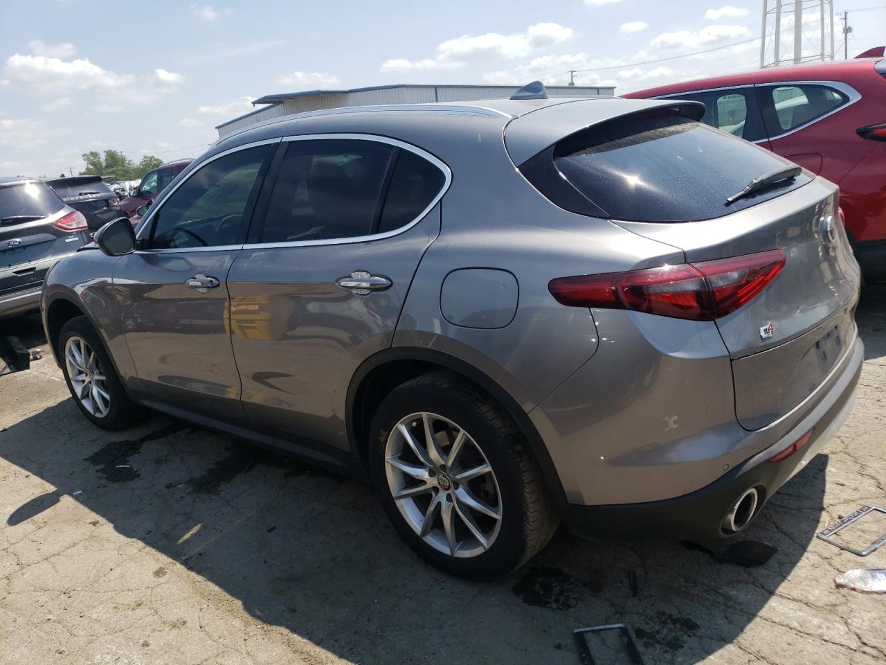 ZASFAKBN4J7B64475 2018 ALFA ROMEO STELVIO - Image 2