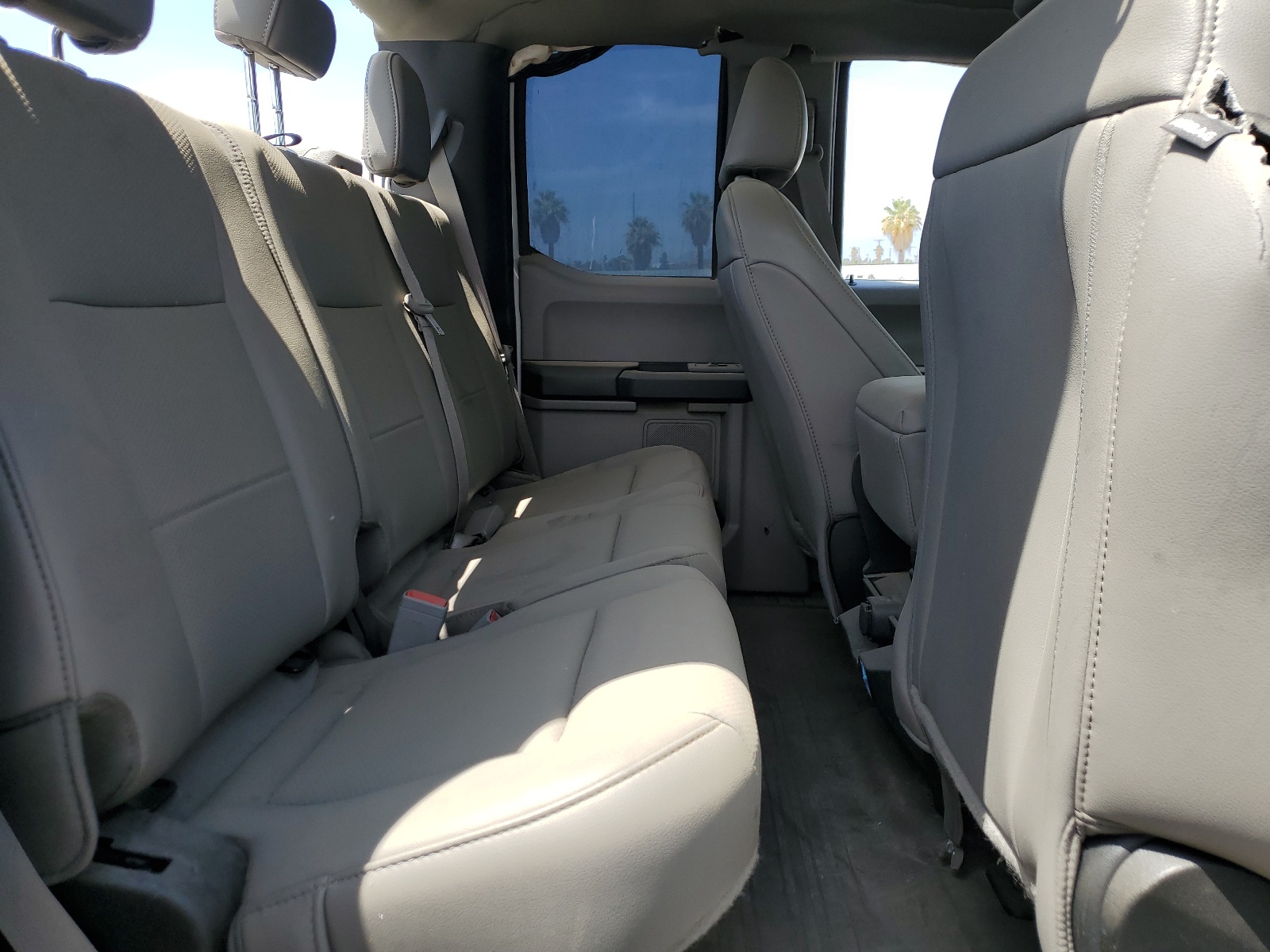 2019 Ford F150 Super Cab vin: 1FTEX1CB5KKC61992