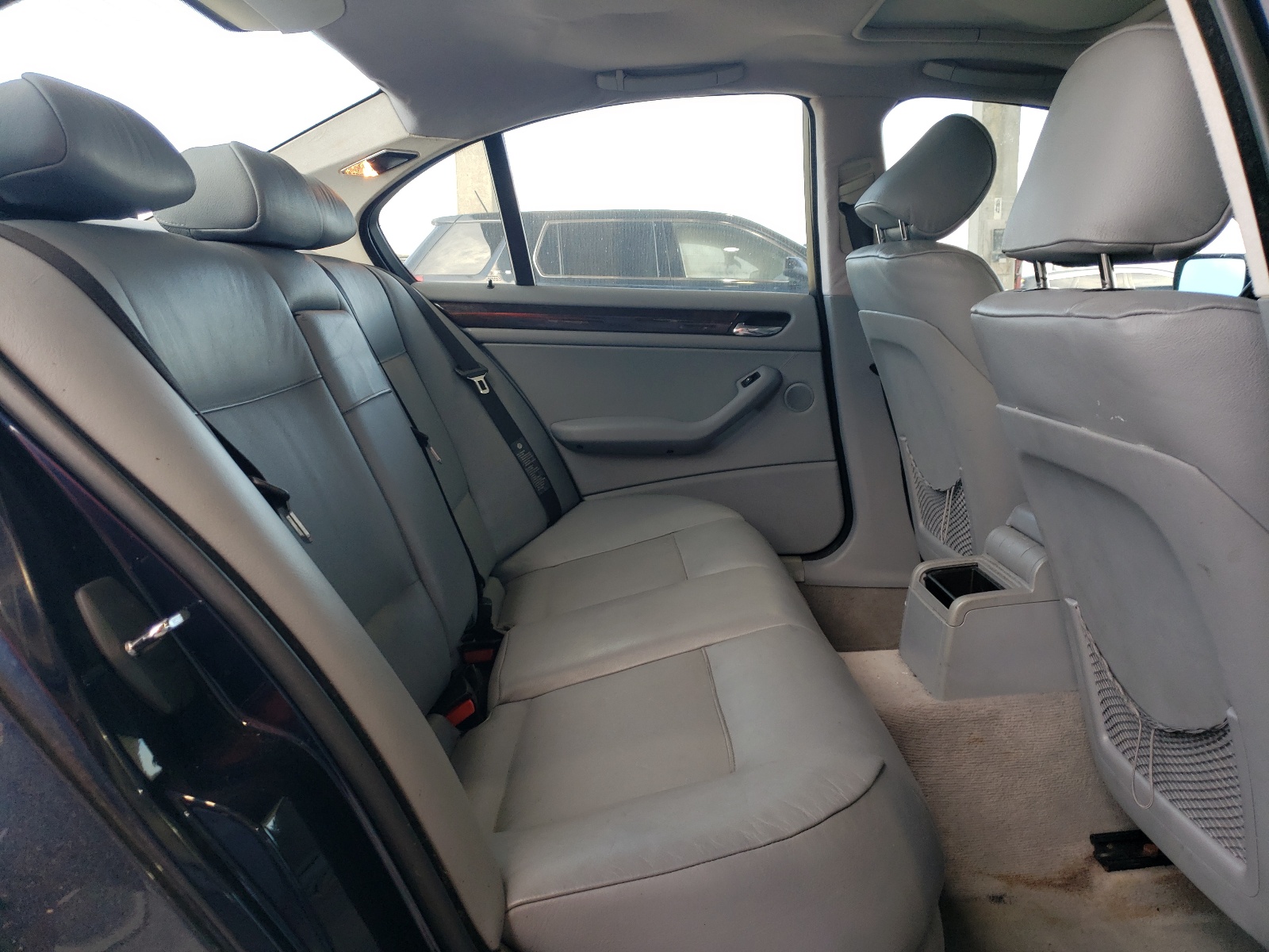 WBAET37423NJ31460 2003 BMW 325 I