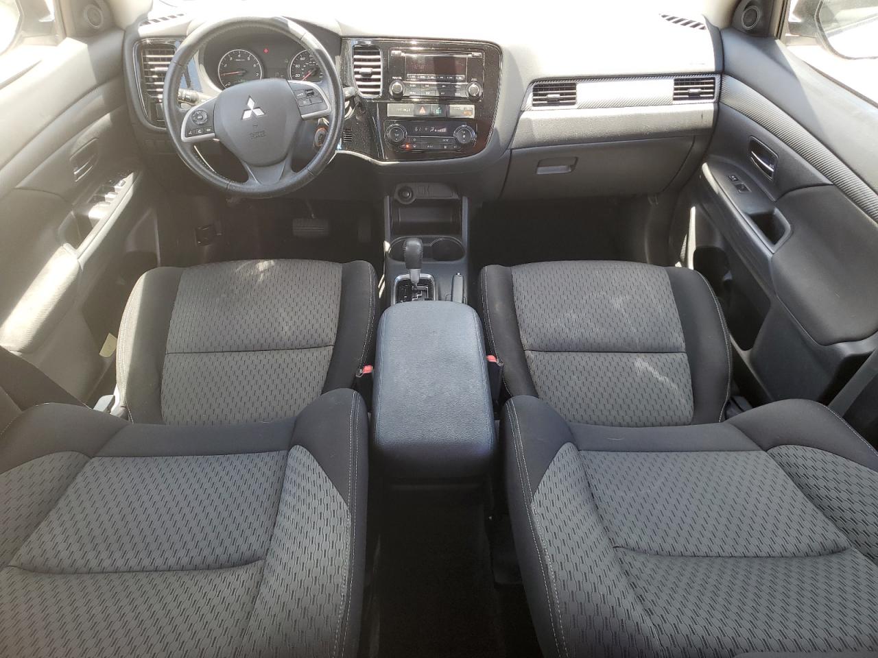 JA4AD2A32FZ007673 2015 Mitsubishi Outlander Es