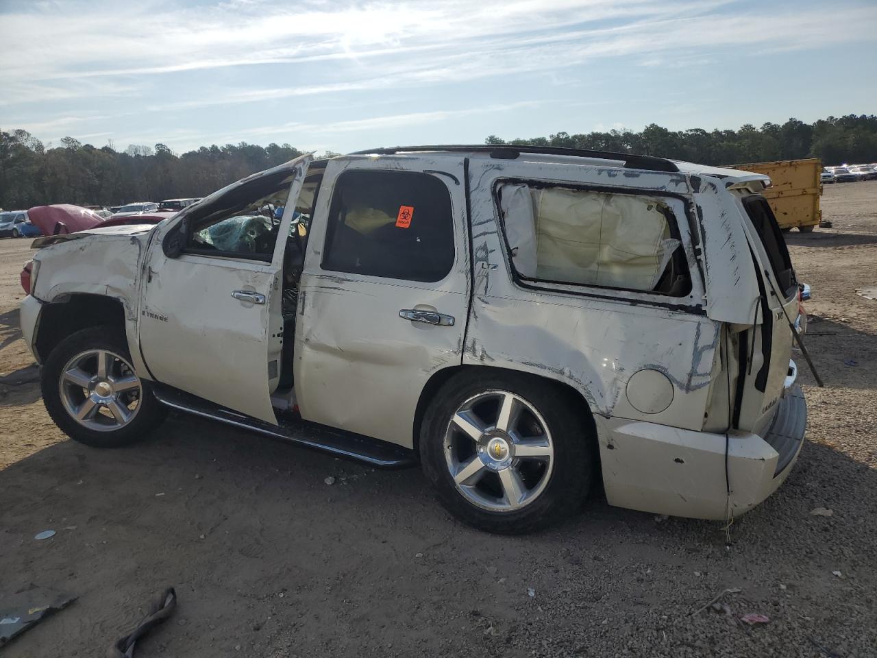 2008 Chevrolet Tahoe K1500 VIN: 1GNFK13088R209829 Lot: 69373644