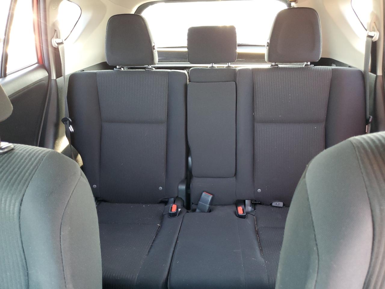 2017 Toyota Rav4 Le VIN: JTMBFREV4HJ140803 Lot: 66102774